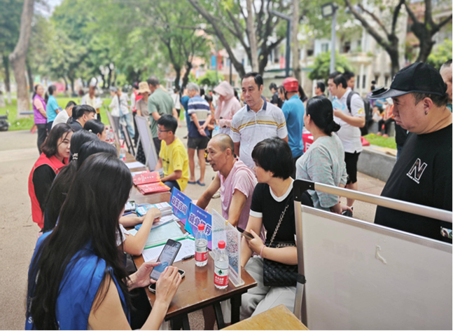 （万江）万江人社分局举办“百日千万招聘专项行动”现场招聘活动